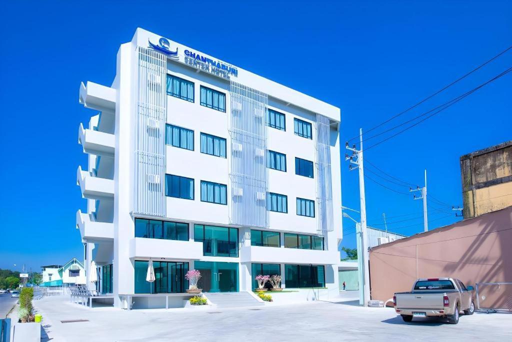 Chanthaburi Center Екстериор снимка