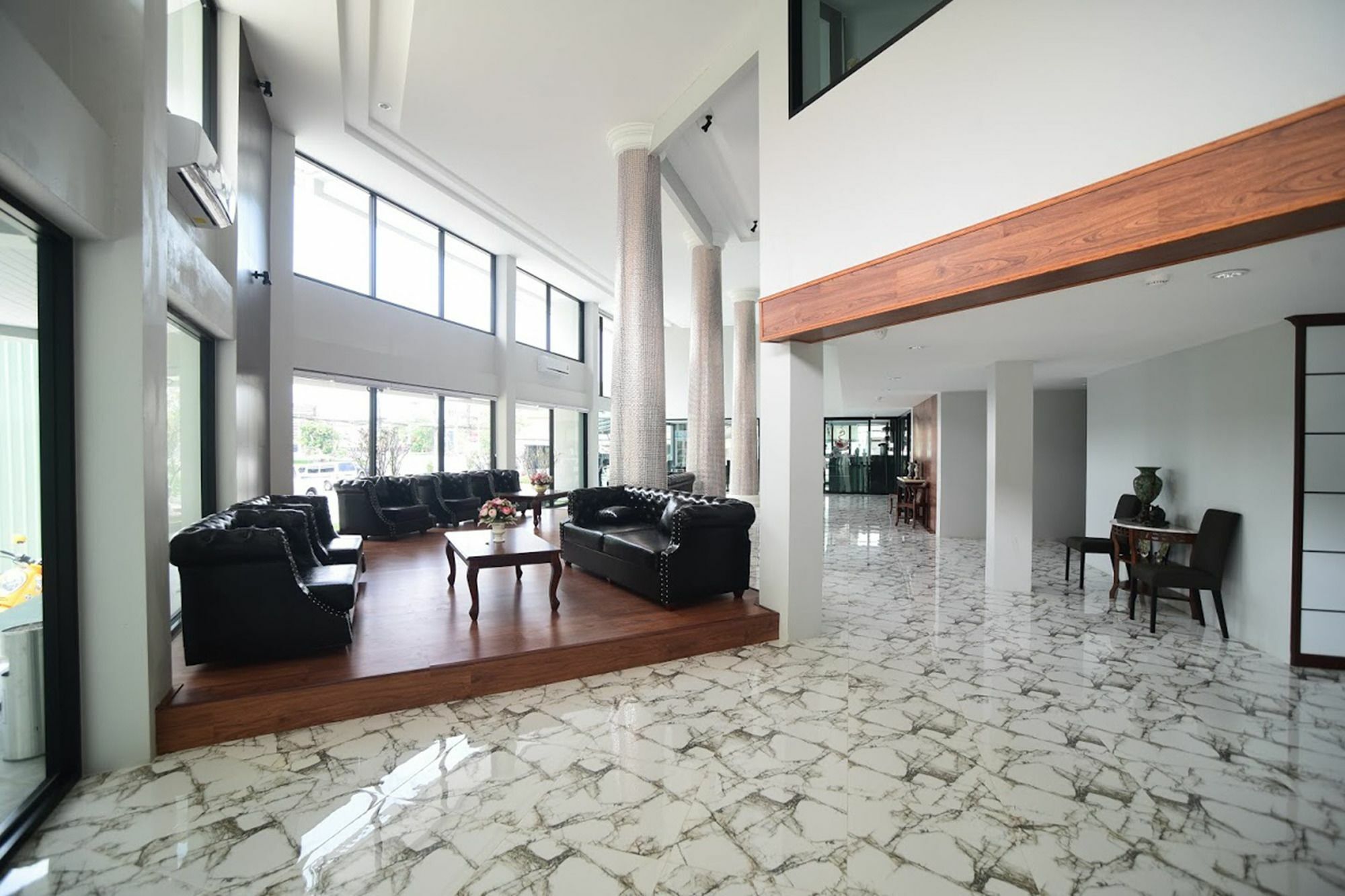 Chanthaburi Center Екстериор снимка